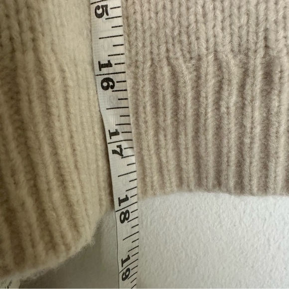 NWT Sunday Best Aritzia Scottie Wool Blend Relaxed Cropped Knit Sweater Size XS - Picture 11 of 13